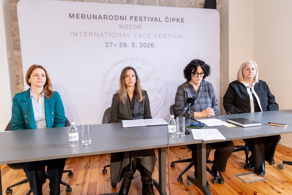 Prvi Međunarodni festival čipke u Kotoru – Festival donosi izložbe, radionice izrade čipke… Prvi Međunarodni festival čipke u Kotoru – Festival donosi izložbe, radionice izrade čipke…