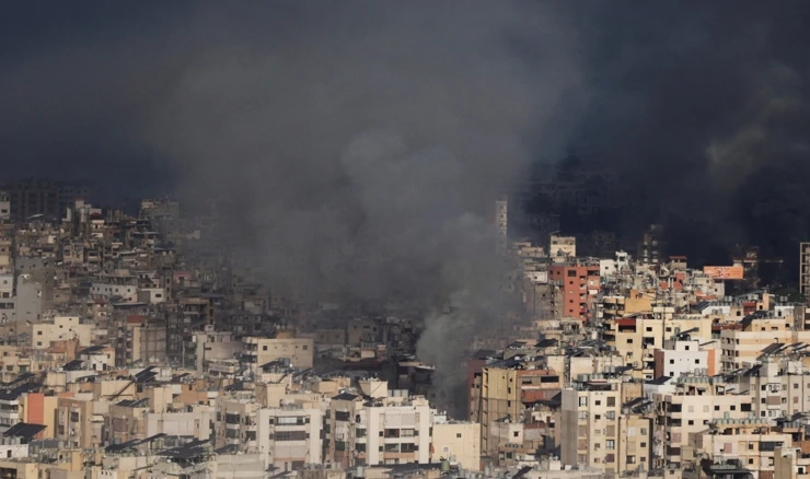 Pogođeno američko veleposlanstvo u Rijadu – Izrael napao Teheran i Bejrut Pogođeno američko veleposlanstvo u Rijadu – Izrael napao Teheran i Bejrut